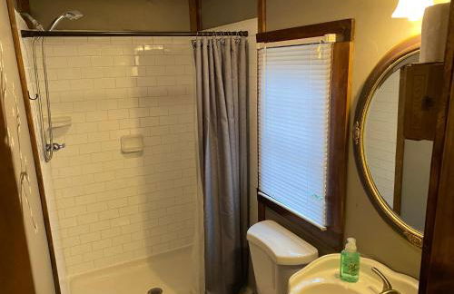Convenient Cottage-Hot Tub, 4 Minutes to Dahlonega - Foto 17