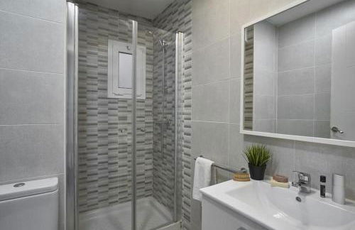 BeBarceloner Sant Andreu Apartments - 3 bedrooms - Photo 5