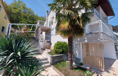 Modern and cosy apartment Ivana with a beautiful seaview - Photo 35