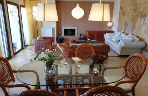 House with View in Amfithea - Photo 22