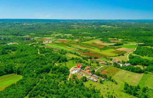 Gorgeous Home In Visnjan With Wifi - Photo 10