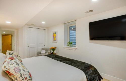 Steps from Wash Park Modern Apt, Patio and Parking - Foto 16