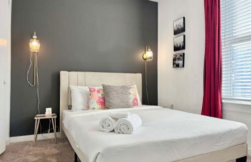 Luxury 2B2B Penthouse with Balcony Downtown 542Blvd - Foto 3