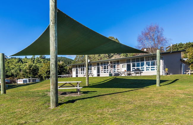 Motutere Bay Top 10 Holiday Park - Photo 67