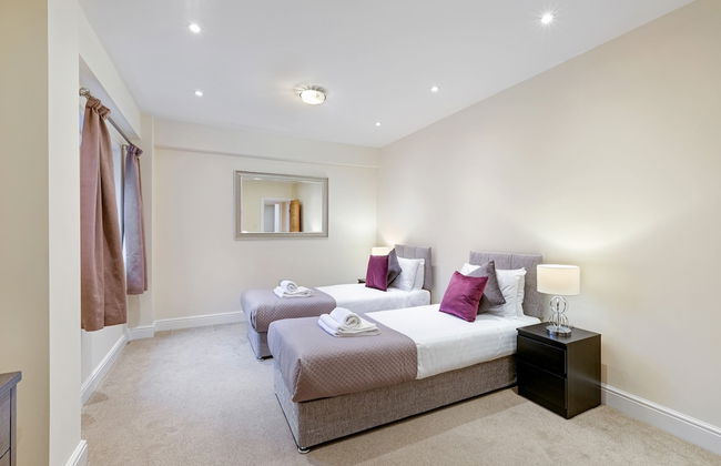 Luxury 2 Bedroom Apartments with Parking - Foto 34