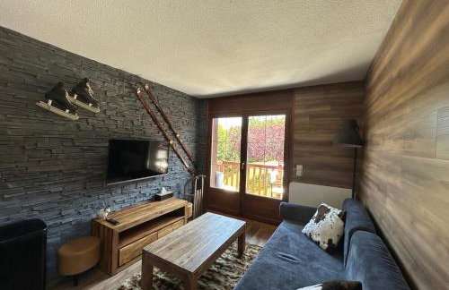 Appartement rénové au pied des pistes avec piscine, sauna, linge inclus et animaux acceptés - Foto 2
