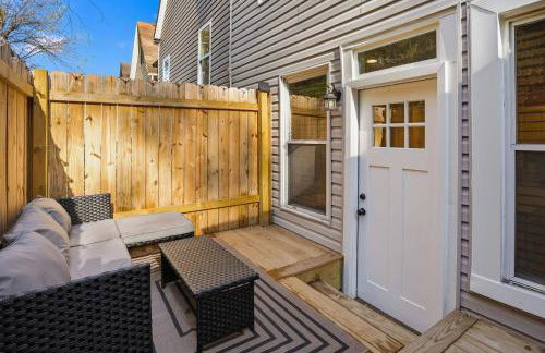 Brand NEW King Suite| Movie/Game Room| Coffee Bar - Foto 5