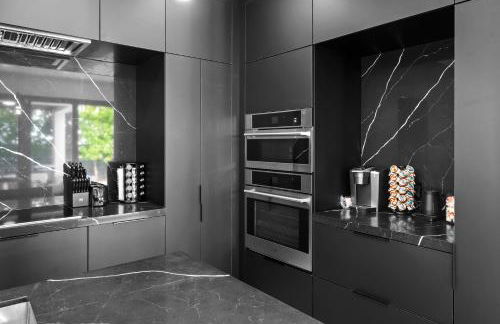 Modern Zen Oasis in Design District Sleeps 16 - Foto 14