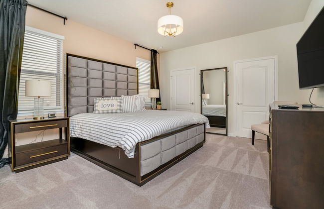 8 Bed 6 Ba Villa with Games, Pool & Spa - Foto 13