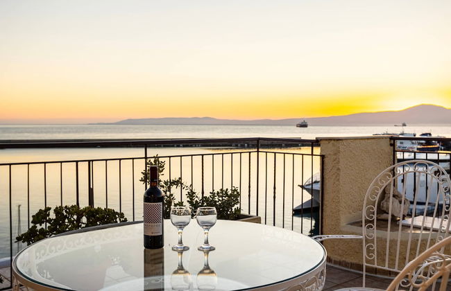 Beachfront Sunny Penthouse - Kalamata Seablisss - Foto 28