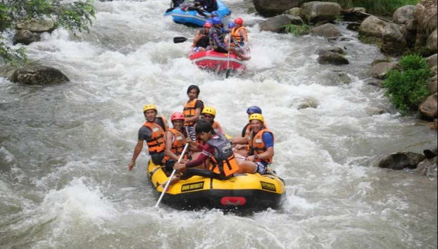 Phuket Adventure Tour - Photo 5, Raft down the rapids
