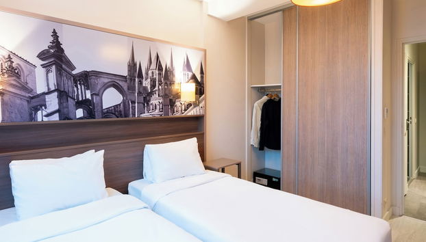 B&B HOME Caen Centre Gare - Photo 5, Room