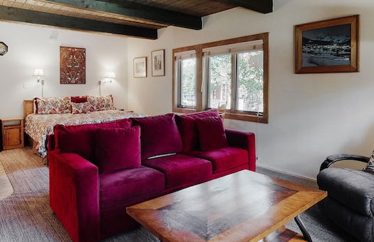 Aspenwood - CoralTree Residence Collection - Photo 8