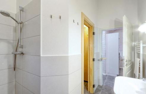 Amazing Home In Krems Iiwarderbrück - Foto 28