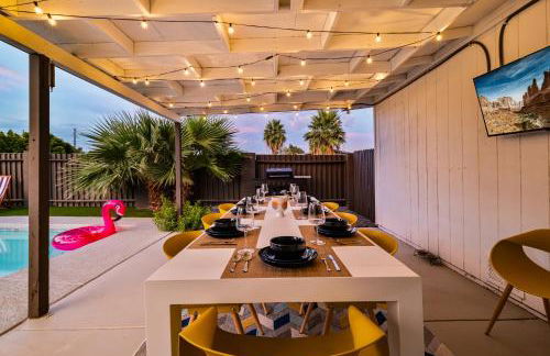 Gorgeous 4-bed home with Golf, Pool, & Hot Tub! - Photo 26