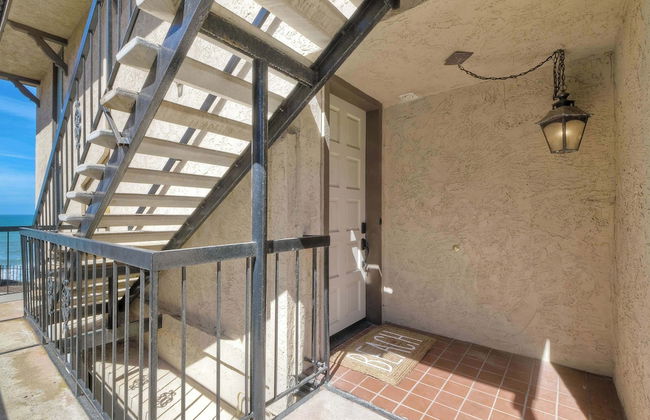 Solana Sunset Stunning Beachside Retreat for 4! - Photo 27