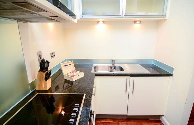 Canary Wharf - Corporate River View Apartments - Photo 63