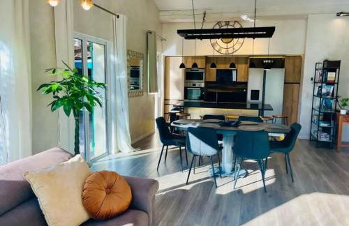 Maison conviviale à Fréjus avec piscine à débordement - Foto 7