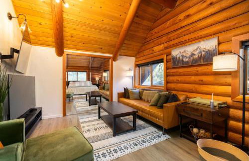 Riverfront getaway with sauna near mountains and hiking - Foto 9