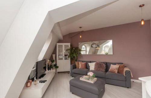 Shoppers Oasis - Heart of Leeds City Centre - Pass the Keys - Foto 10