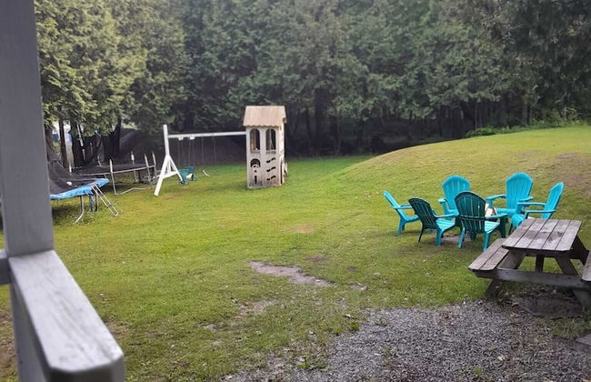 Lakefront Hideaway Resort - Photo 30