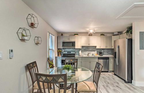 Inviting Apartment Less Than 2 Mi to Riviera Beach! - Foto 9