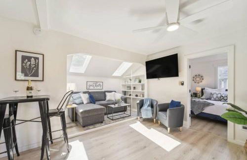 Lake views and 90' of beach access - Foto 1