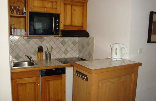 Appartement chaleureux avec balcon sud à Bozel - FR-1-464-13 - Foto 4