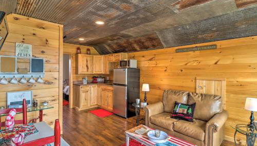 Rustic Norfork Studio with Million Dollar View! - Foto 4