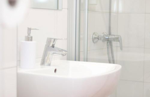 Amanda Apartment - Photo 8