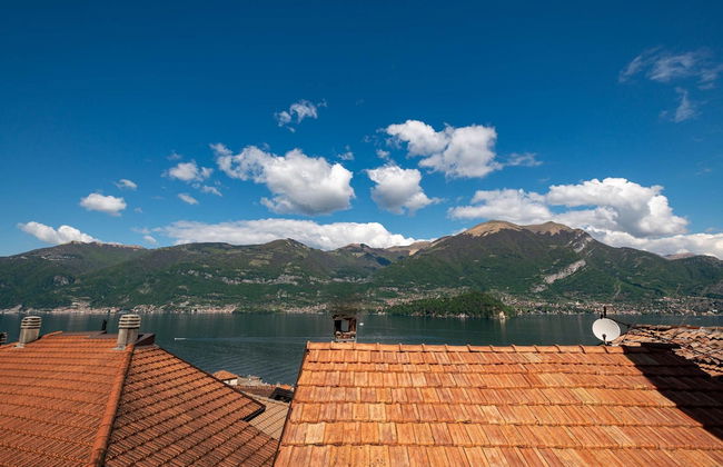 Cottage on the Lake in Lezzeno - Photo 20