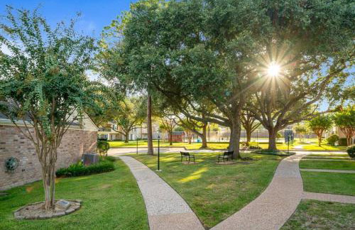 Townhome - Convenient Location - Foto 50