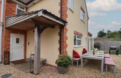 King Arthur's Rest House, Hot Tub & Garden Sleeps 10 - Foto 41
