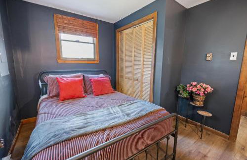 Relaxing Pocono Stay Near Lake with Hot Tub & BBQ - Foto 32