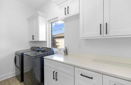 2 Million Villa Heated Pool w Luxury Spa 6BR & 6BR Waterfront by Canal - Foto 70