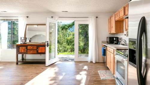 Charming Hillside Retreat - Private backyard, firepit, mtn views, full kitchen - Foto 1