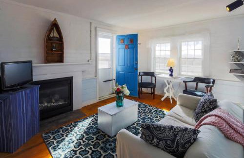 Across from Mayo beach walk to downtown - Foto 5