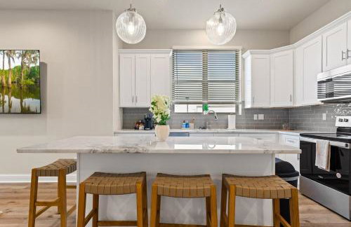 NEW Mais La House Garage KING 85 TV Cajun Luxury - Foto 11