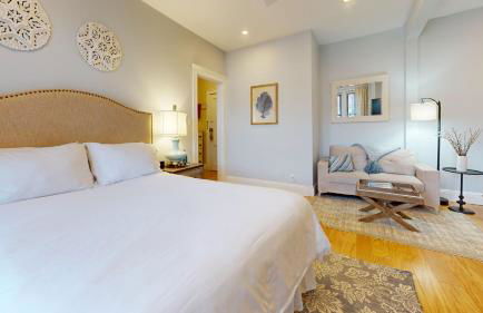 Renovated, Spacious Studio, Near Bc, Bu, Porch - Foto 2