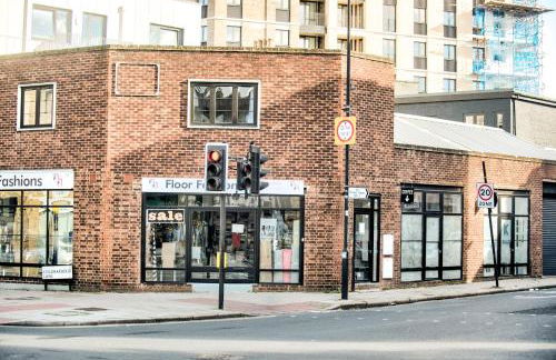 2 Bedroom Apartment in Brixton with Wi-Fi - Photo 30