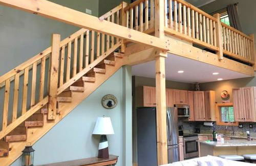 Cozy Vacation Rental for 10 with a Fire Pit in Jim Thorpe, Pennsylvania - Photo 26