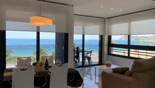 Apartamento de lujo en primera linea de playa - Foto 3