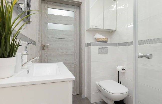 1 Bedroom Apartment by Renters Prestige - Photo 14