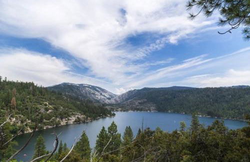 Sierra Haus Cottage with Private Lake Access - Photo 8