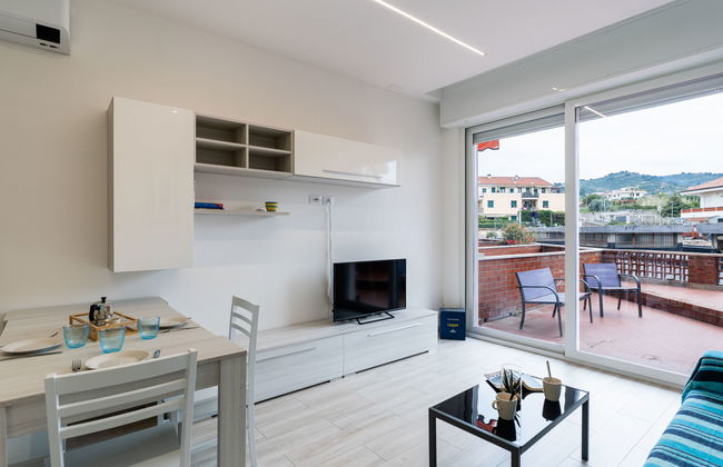 1 bedroom Apartment in Diano Castello with terrace - Photo 1