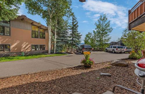 Laurelwood Condominiums 102 - Foto 32