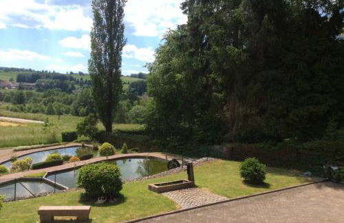 Chalet du Cerf dans un cadre de verdure - Foto 4