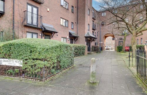 Central 3 bedroom Apartment & Free Parking- Ideal 4 long stays - Foto 28