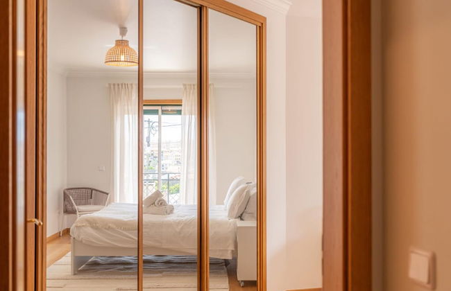 Atlantic Ocean Pool Apartment - Photo 27