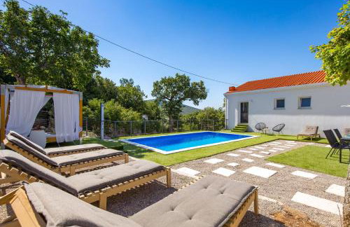 Villa Mirjam with swimming pool, jacuzzi and sea view - Foto 34
